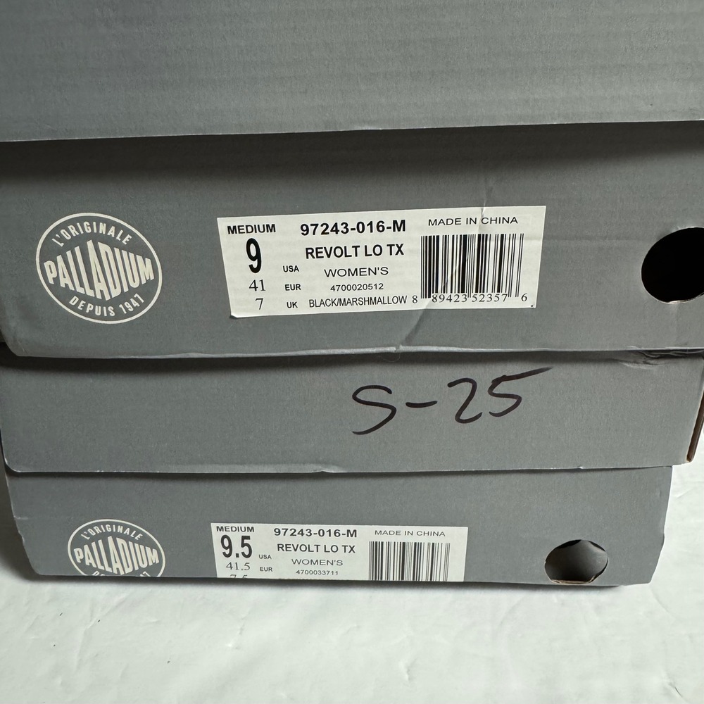 Palladium Revolt Lo TX Black Marshmallow Platform Sneakers Women's‎ Size 9
